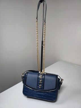 Mia K Croc-Effect Crossbody Bag with Gold Chain Detail